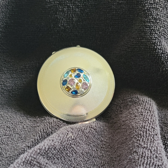 VINTAGE STRATTON OF ENGLAND DUAL MIRROR COMPACT - Picture 6 of 7